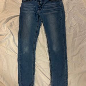 Skinny jeans